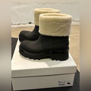 CHLOÉ + NET SUSTAIN Raina shearling-trimmed TPU boots